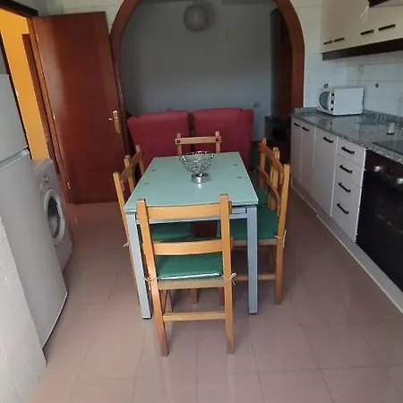 - 2 Bedrooms - 04465 *